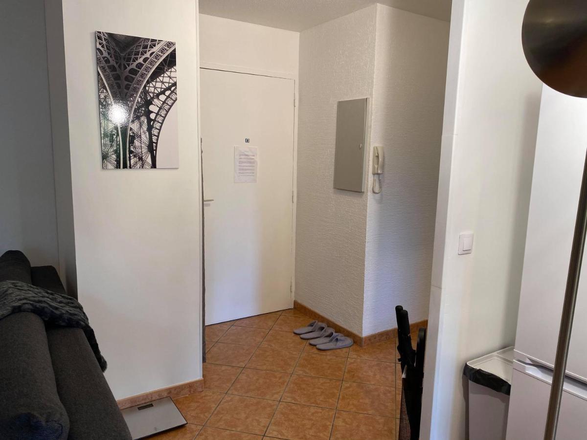 Luxueux Appartement Evry Centre - Parking - Rer A 10 Min Courcouronnes Exterior photo